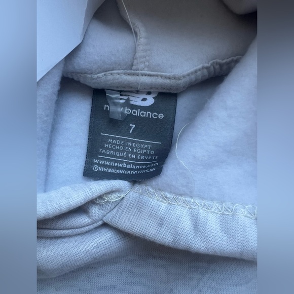 New Balance Hoodie and Shorts Set - Picture 9 of 11